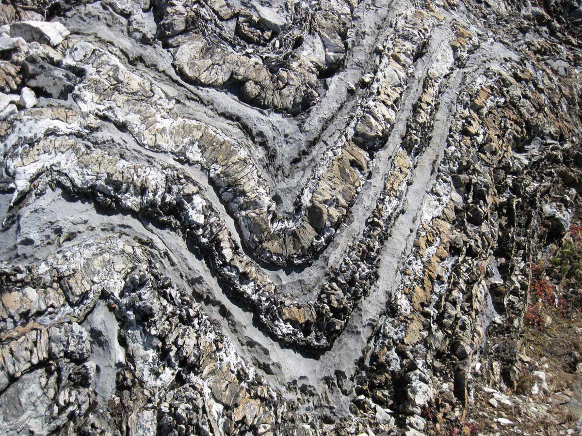 Marble outcrops on the Siskiyou Crest near Swan Mountain